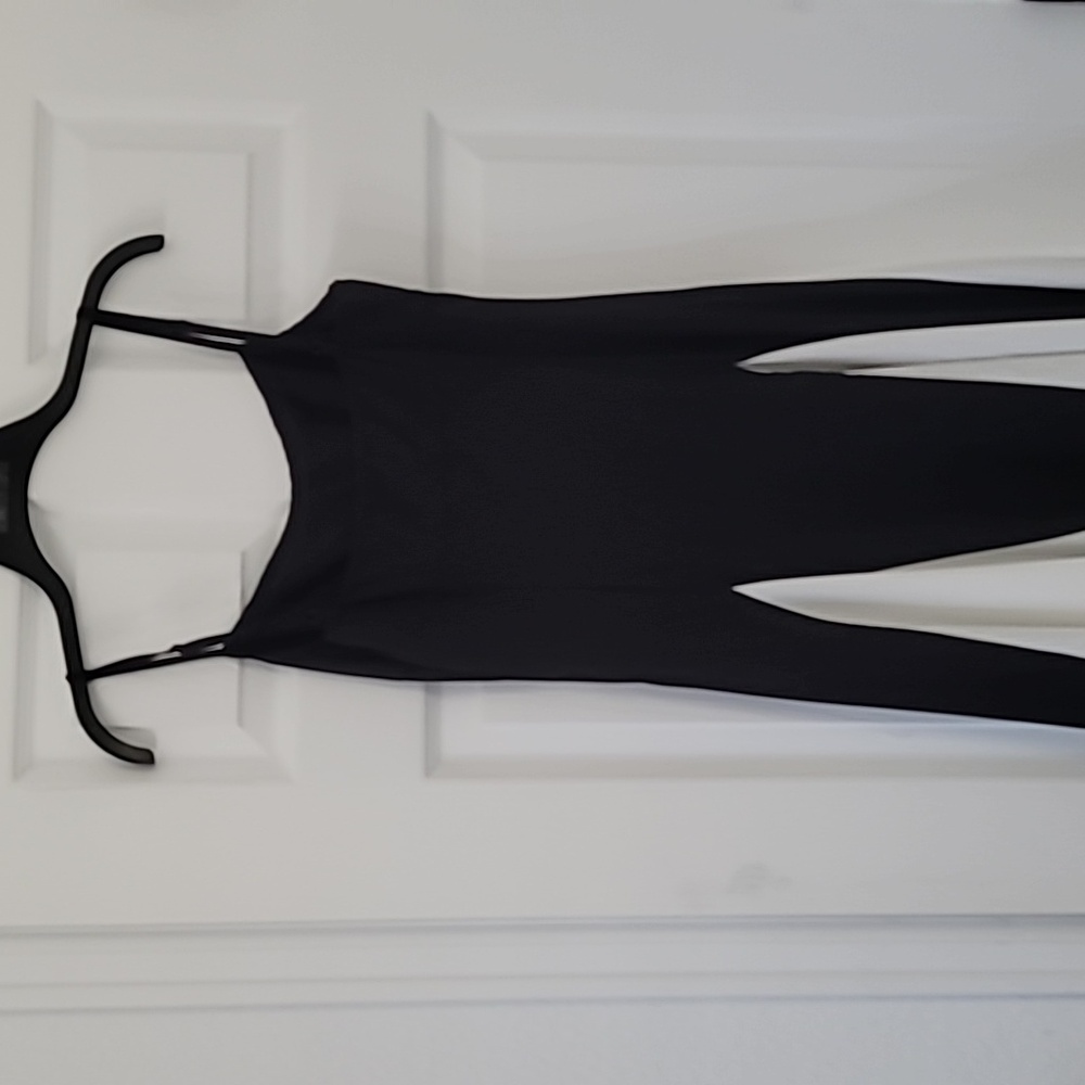 Commense Dress. - image 4